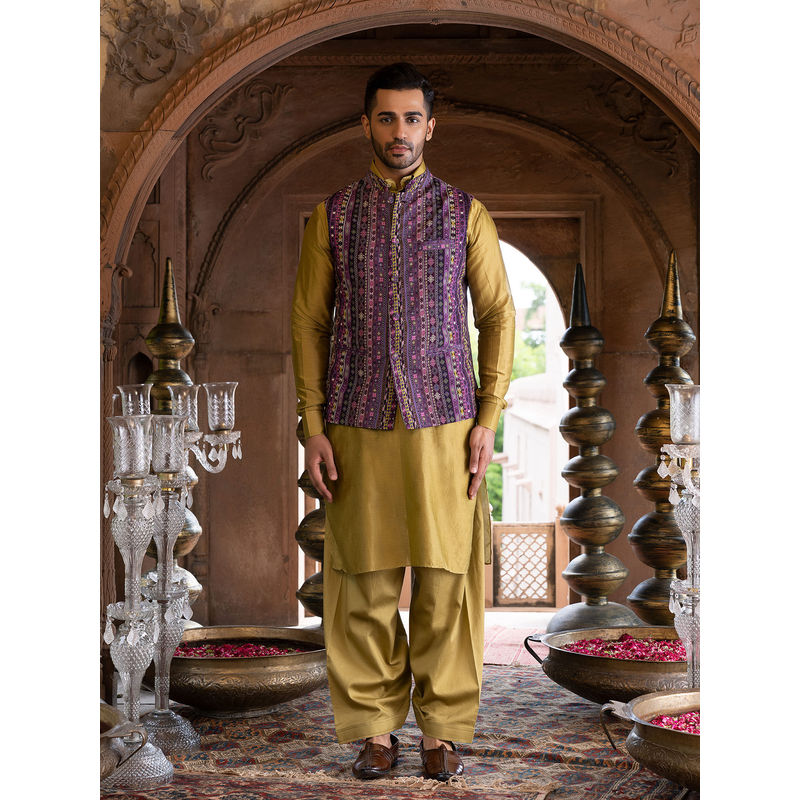 Chhavvi Aggarwal Men Olive and Purple Printed Bundi (Set of 3) (XS)