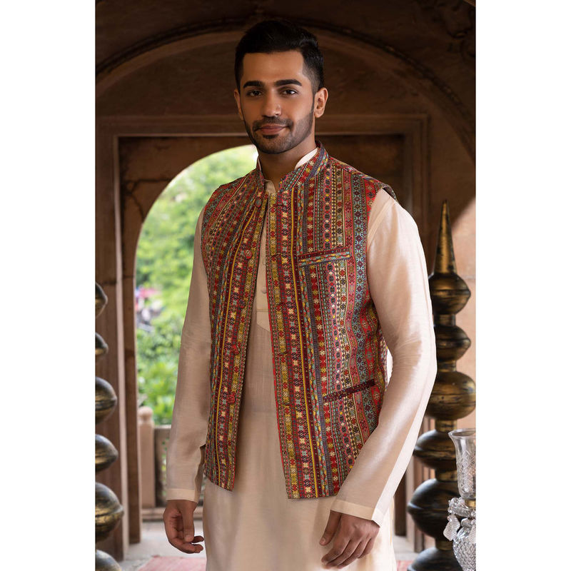 Chhavvi Aggarwal Men Multicolor Printed Bundi (XS)