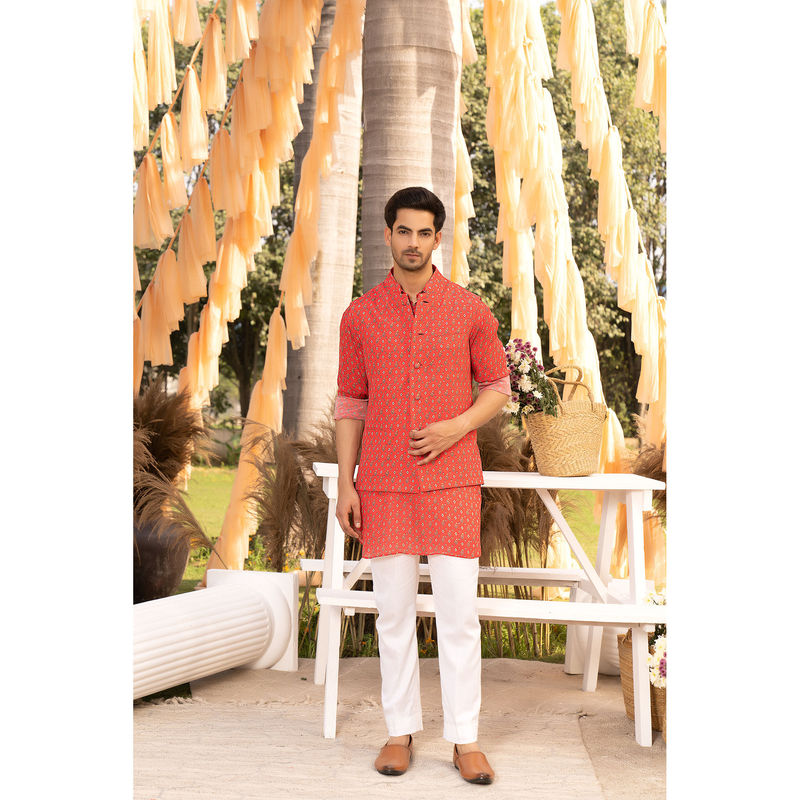 Chhavvi Aggarwal Red Bootie Printed Kurta (Set of 3) (XS)