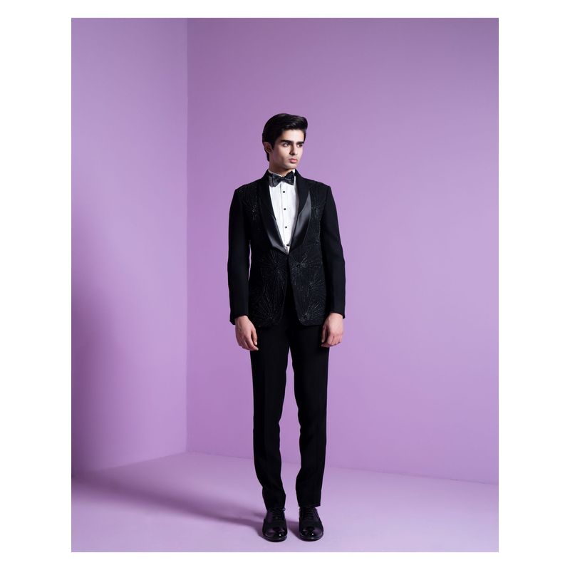 CONTRAST BY PARTH Black Moonbeam Tuxedo (Set of 5) (XS)