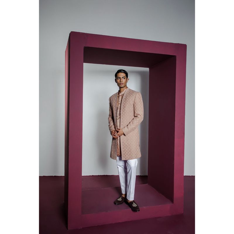 CONTRAST BY PARTH Brown Opulent Open Sherwani with Kurta & Pant (Set of 3) (XS)