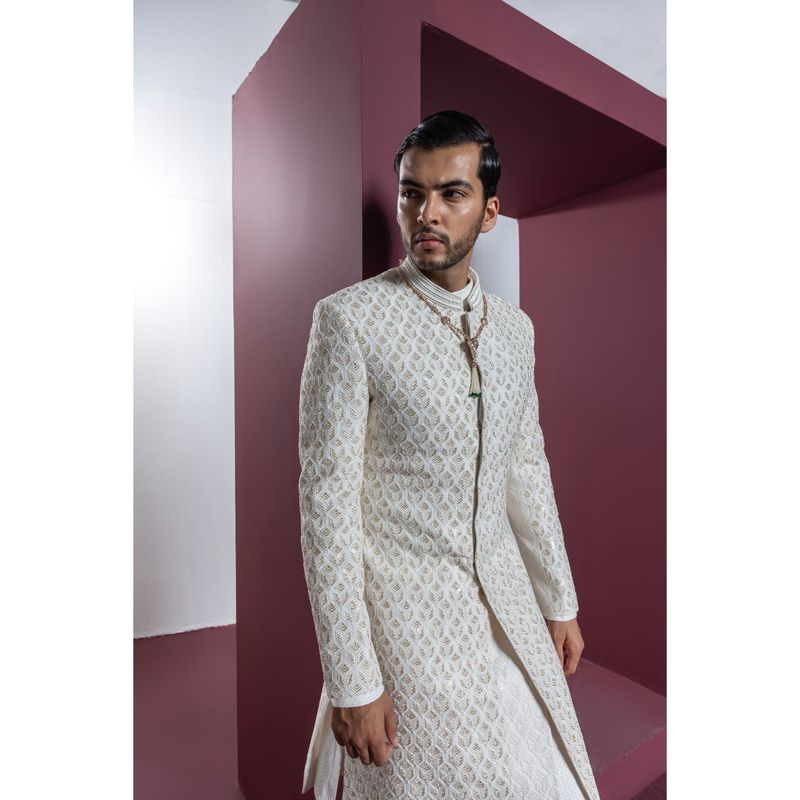 CONTRAST BY PARTH Classic White Sherwani with Kurta & Churidar (Set of 3) (XS)
