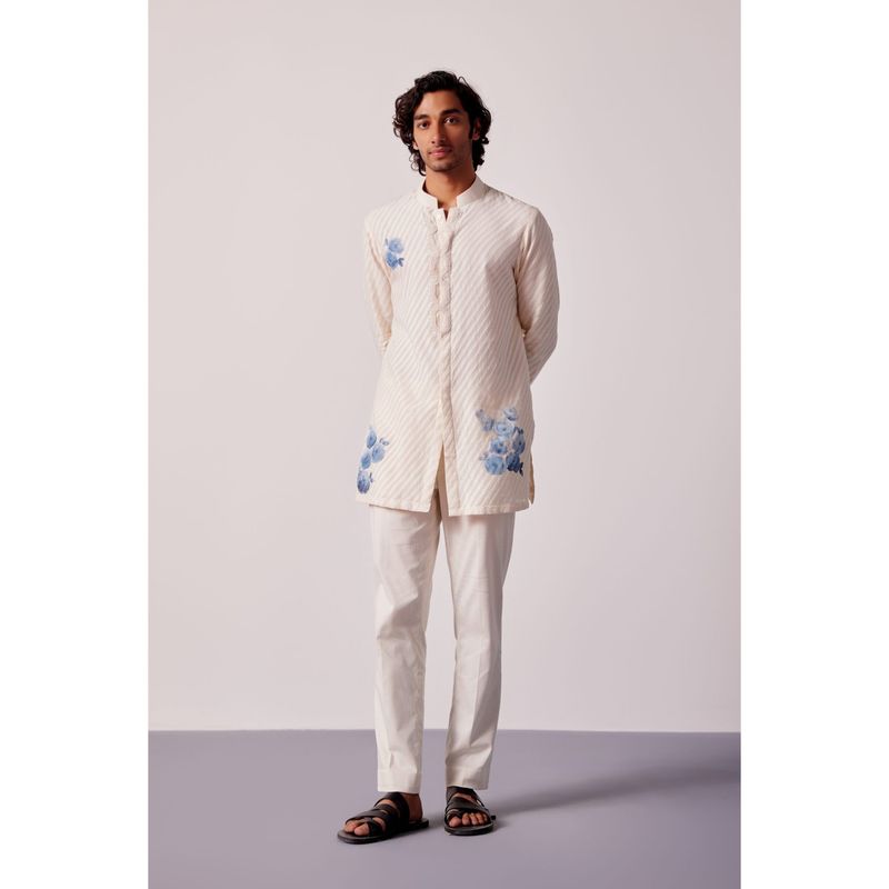 Devnaagri Ivory Stripe Hand Painted Kurta With Pant (Set of 2) (XS)