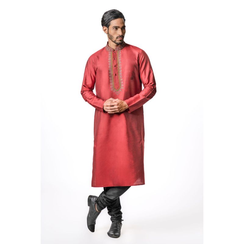 Krishna Mehta Maroon Hand Embroidered Kurta (Set of 2) (XS)