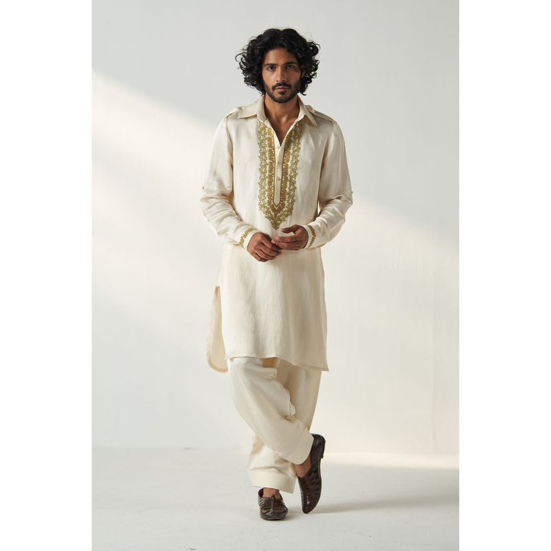 STUDIO BAGECHAA Cream Mehul Pathani Kurta with Salwar (Set of 2) (XS)