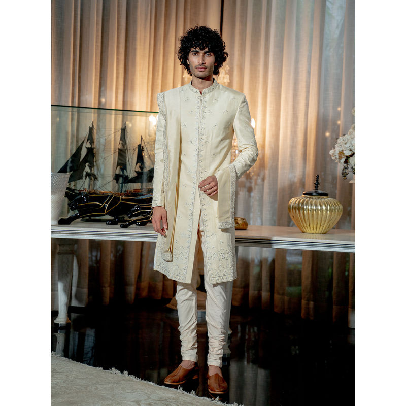 Varun Chakkilam Ivory Paper Gold Beige Sherwani With Pant and Dupatta (Set of 3) (XS)