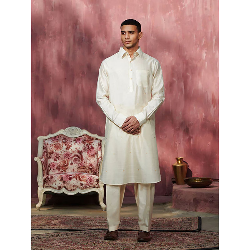 WeaverStory Off White Chiniya Pathani Kurta (Set of 2) (S)
