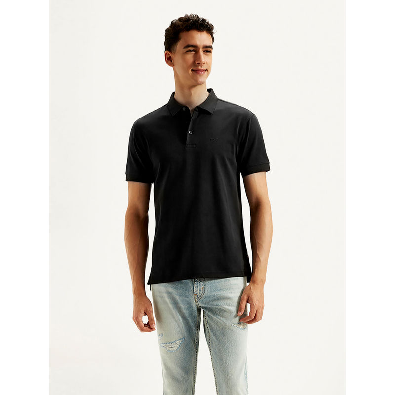 Levi's Black Solid Slim Fit Polo T-Shirt (M)