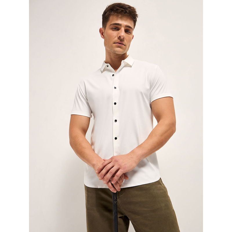 THE BEAR HOUSE White Solid Slim Fit Water Repellent Performance Shirt (2XL)