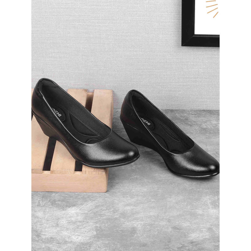 Mochi Women Black Casual Pumps (EURO 39)