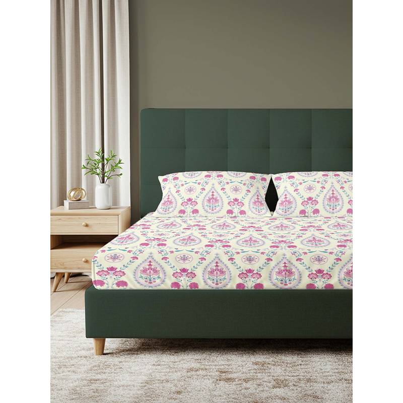 Urban Space Persian Courtyard Pink Cotton Bedsheet with 2 Pillow Covers (Queen)