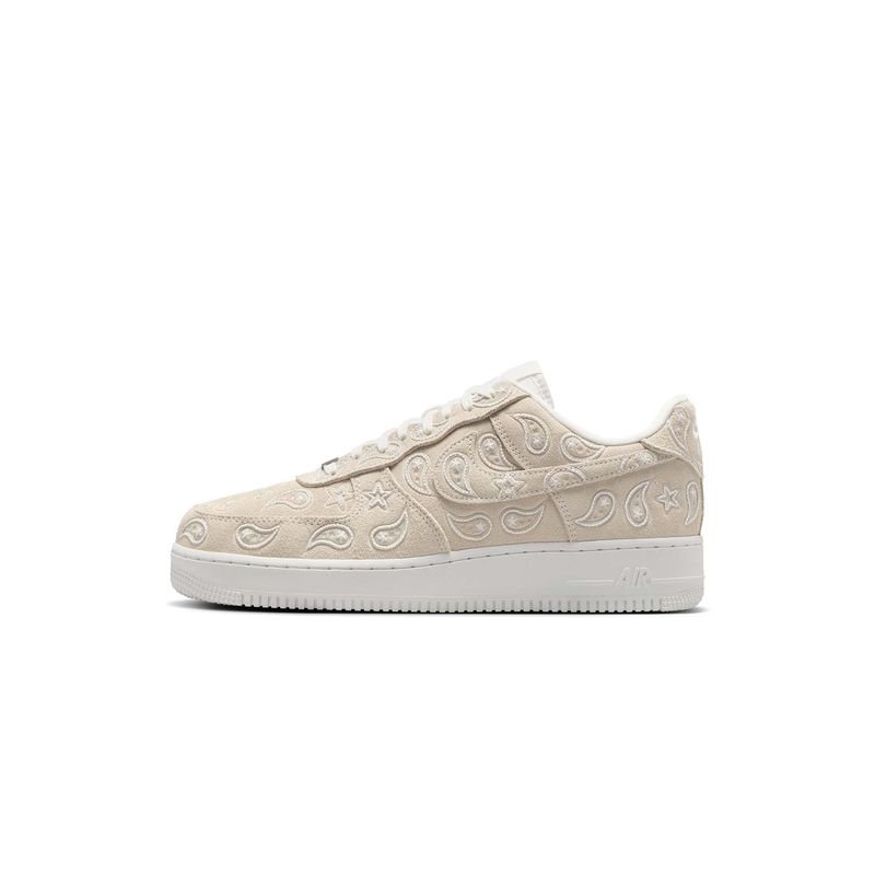 Nike Men's Air Force 1 '07 Lv8 Sneakers (UK 7)
