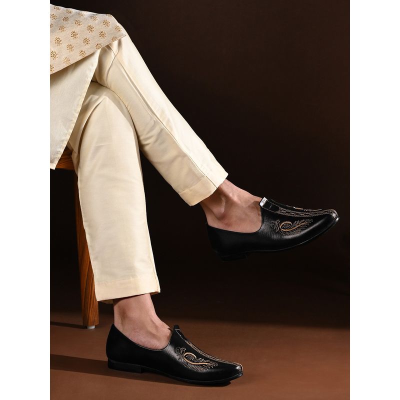 Louis Stitch Men Black Ethnic Slip-On Embroidery Nagra Mojaris (UK 6)