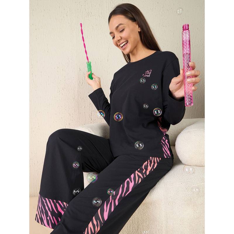 Sweet Dreams Women Printed T-Shirt and Pyjama (S)