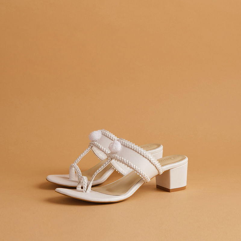 Eridani Solid White Jasmine Kolhapuris Heels (EURO 35)