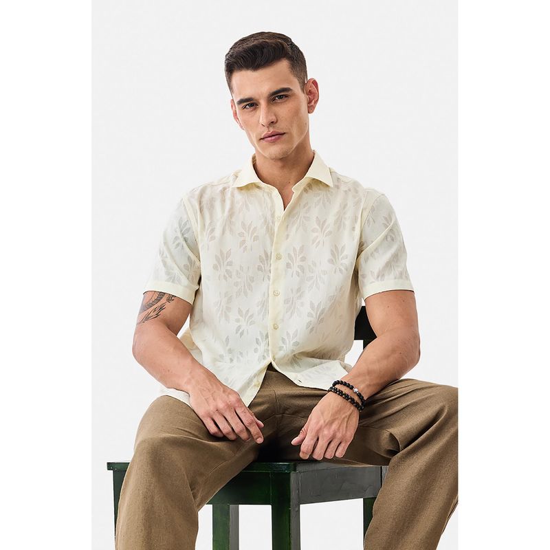 Snitch Off White Floral Half Sleeves Regular Casual Shirt for Men (XS)