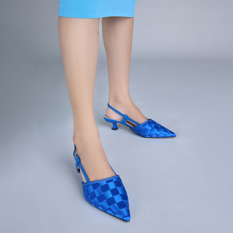 RSVP by Nykaa Fashion Royal Blue Pointed Woven Kitten Heels (EURO 41)