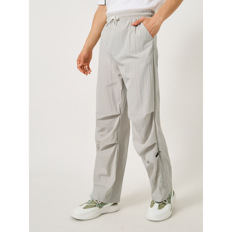 Styli Men Grey Slim Fit Baggy Parachute Pant (34)