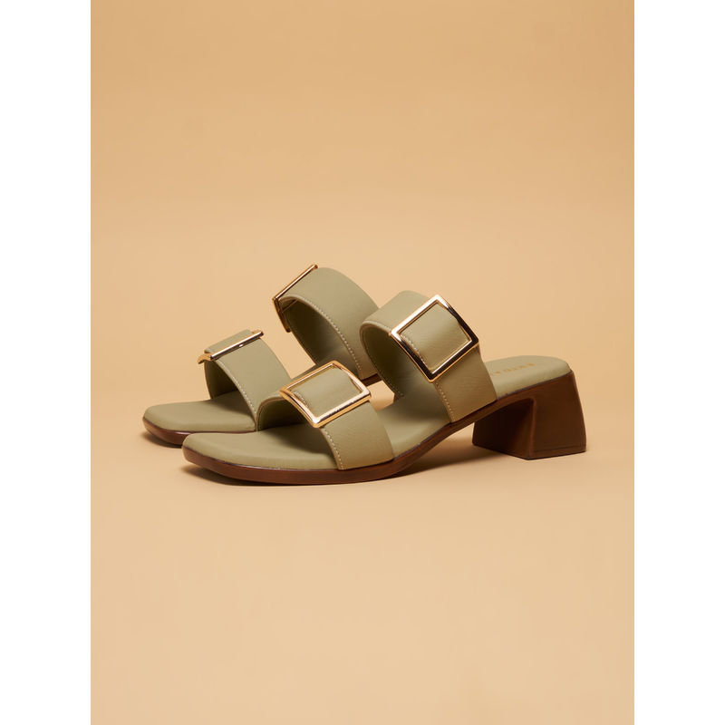 Eridani Saisha Green Buckle Heels (EURO 36)