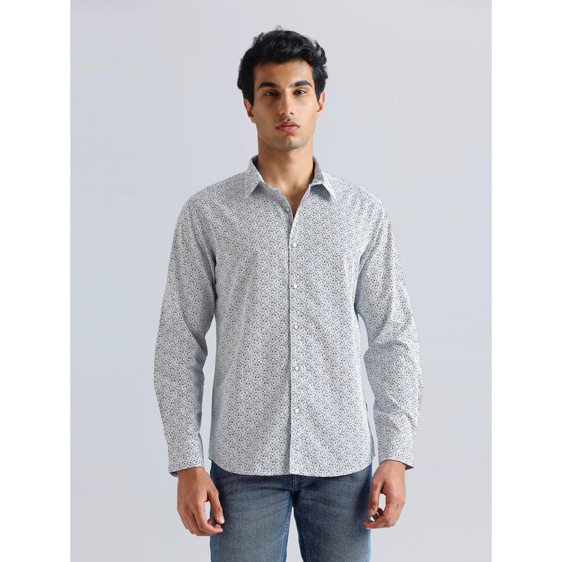 Pepe Jeans Men White Printed Regular Fit Casual Shirt (M)