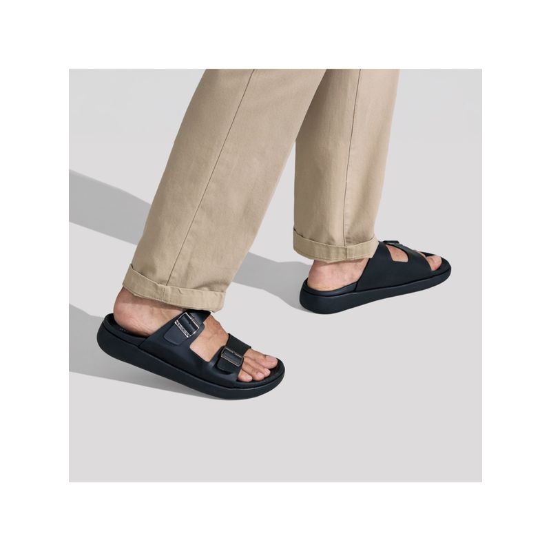 Neeman's Black Pure Whoosh Sandals (UK 8)