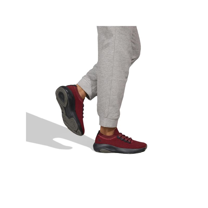 Neeman's Maroon Lush Glider Sneakers For Unisex (UK 10)