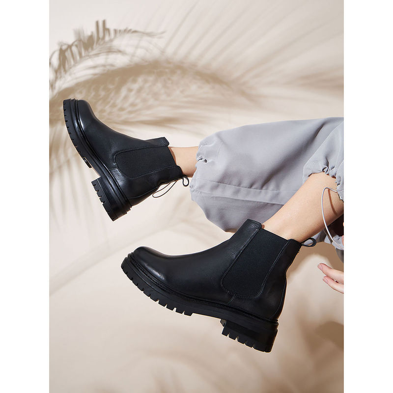Peach Flores Nova Solid Leather Boots-Black (EURO 38)