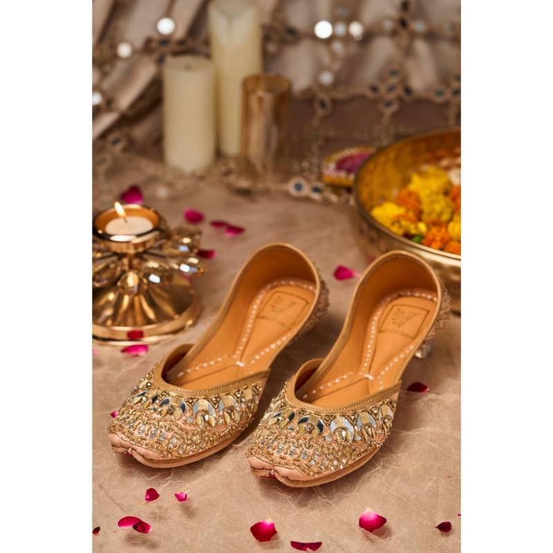 House of Vian Mehfil Peach Juttis (EURO 37)