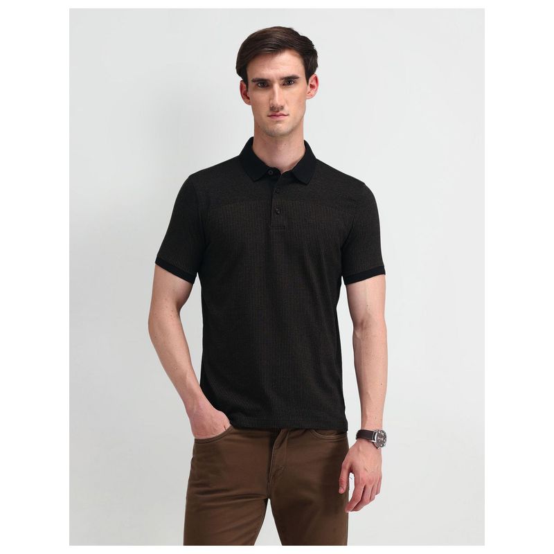 Arrow Black Short Sleeves Polo Collar T-Shirts (M)
