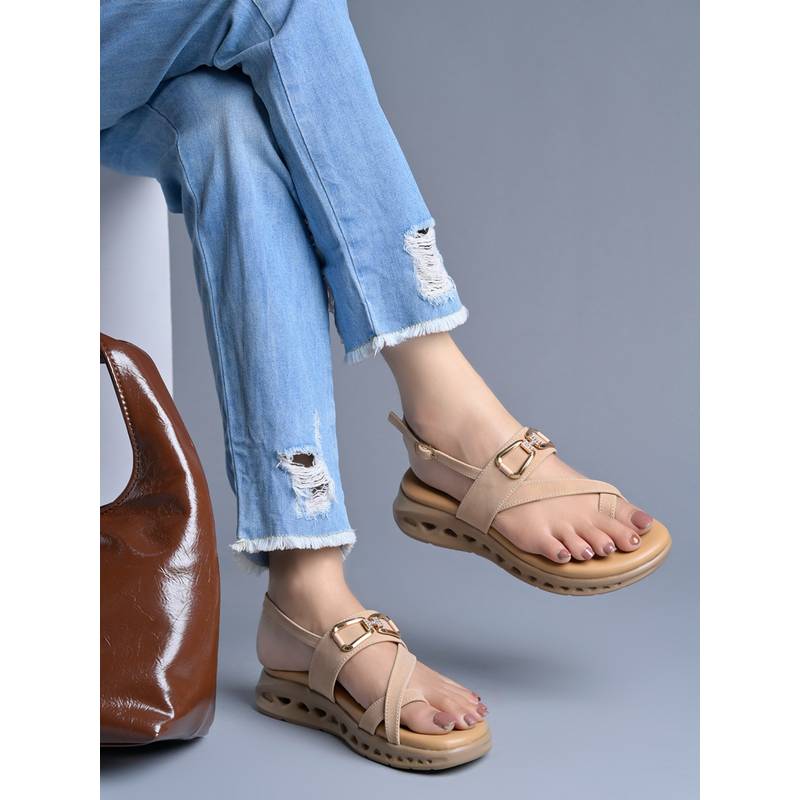 Shoetopia Womens Beige Comfort Toe-Ring Platform Sandals (EURO 36)