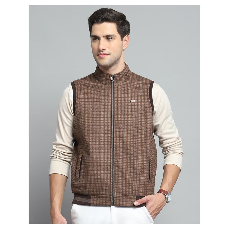 Monte Carlo Men Brown Solid Sleeveless Jacket (2XL)