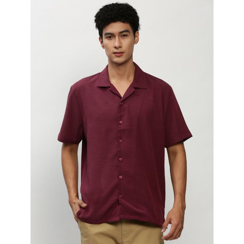 SHOWOFF Men Short Sleeves Cuban Collar Maroon Solid Premium Shirt (M)