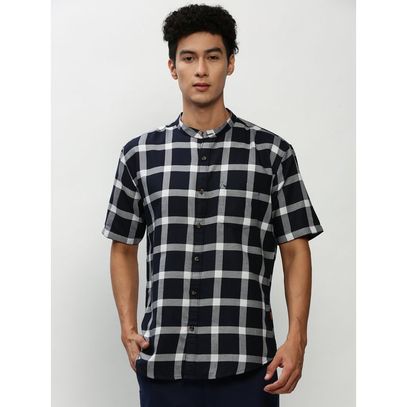 SHOWOFF Men Short Sleeves Mandarin Collar Navy Blue Buffalo Checks Standard Shirt (M)