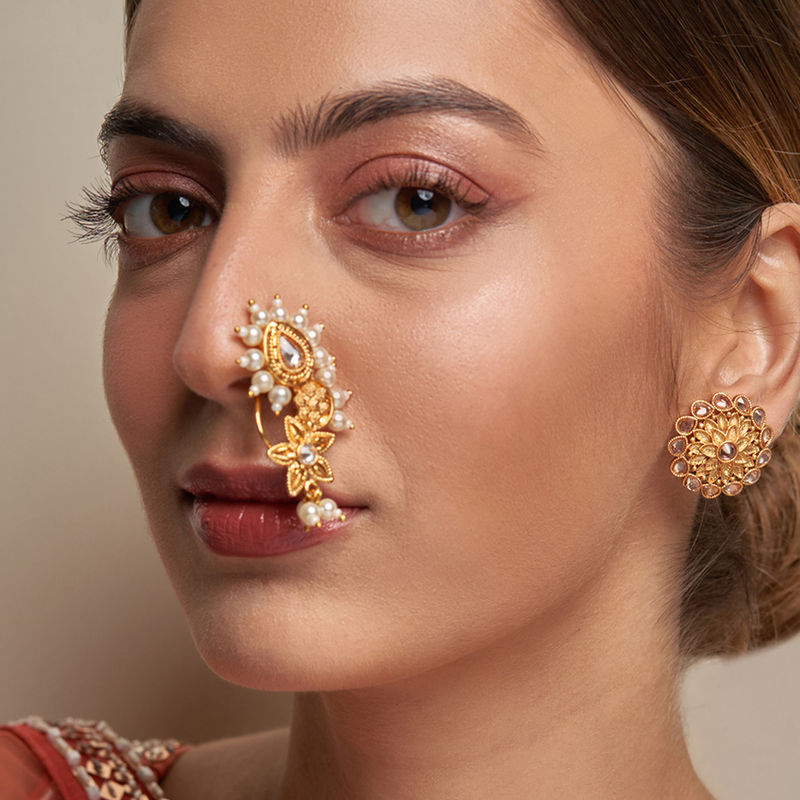 Buy Azai by Nykaa Fashion Combo Of One Flower Patterned Gold Earring