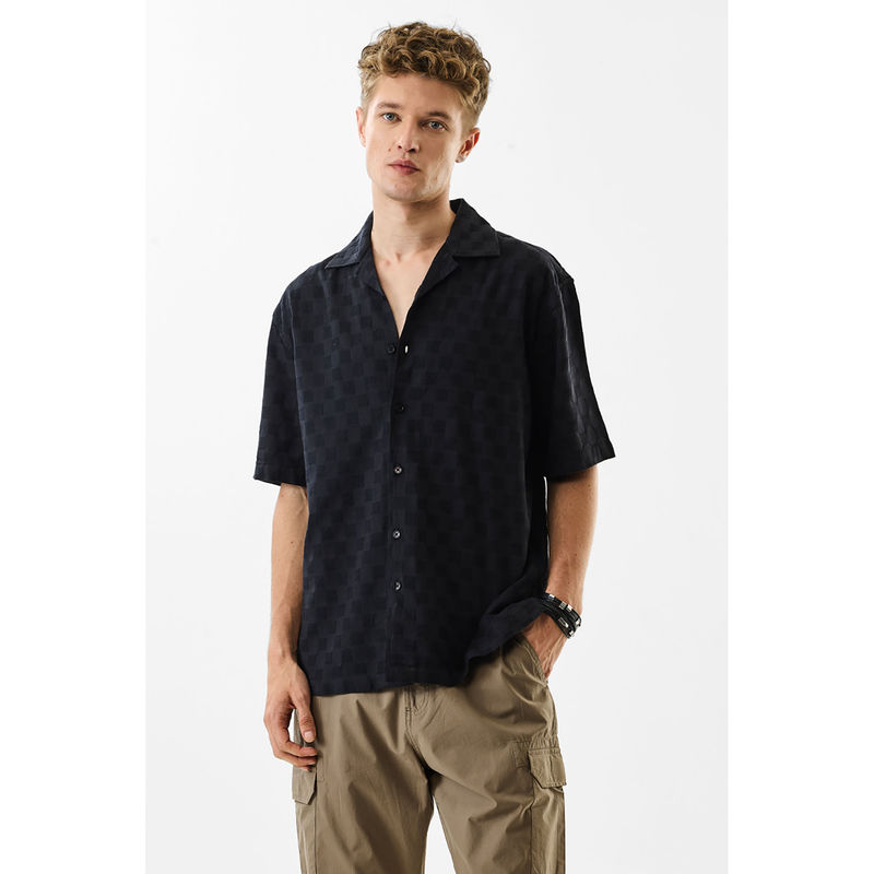 Snitch Black Self Design Half Sleeves Oversized Casual Shirt for Men (XS)