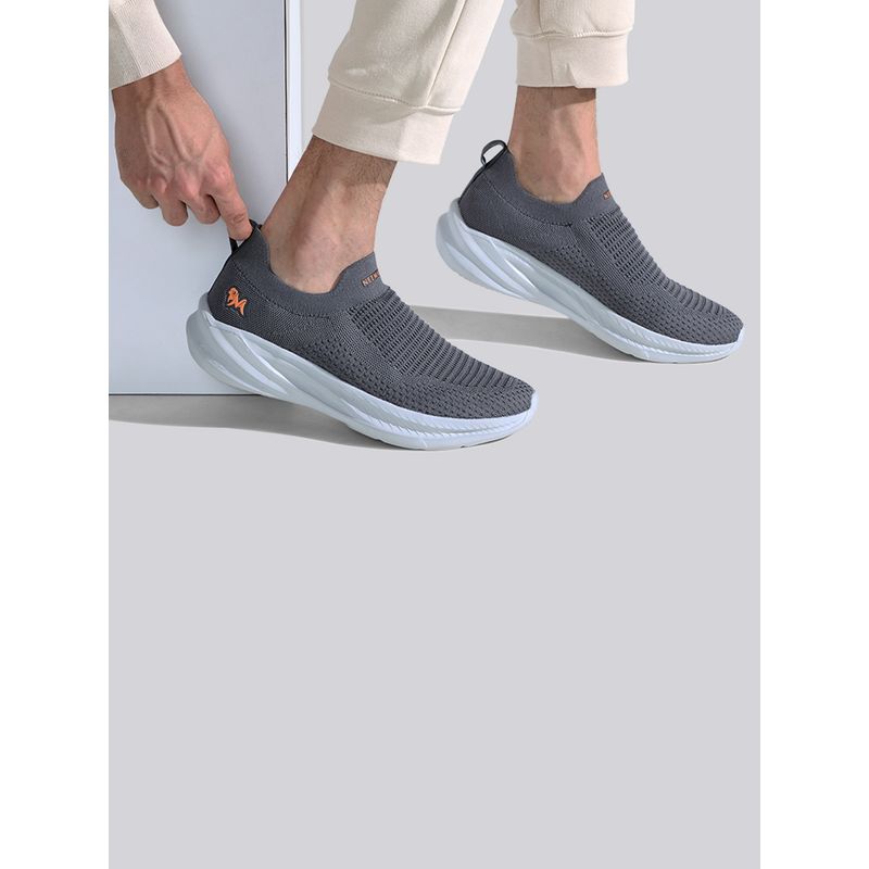 Neeman's Max Cushy Slip On Grey Sneakers (UK 7)