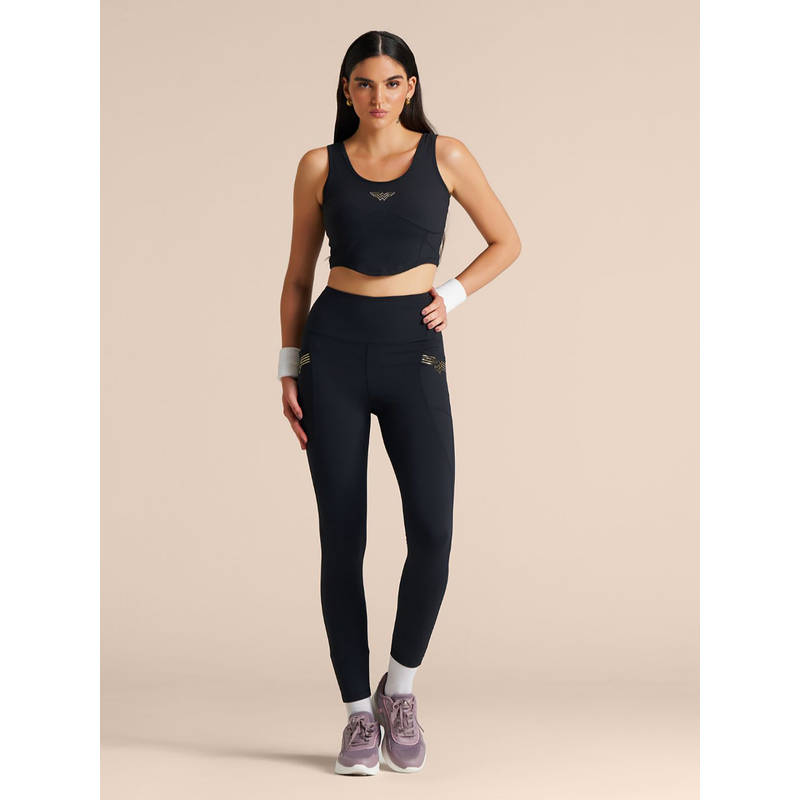 STRCH Wonder Women Solid Regular Fit Sleeveless Black Crop Tank Top (S)