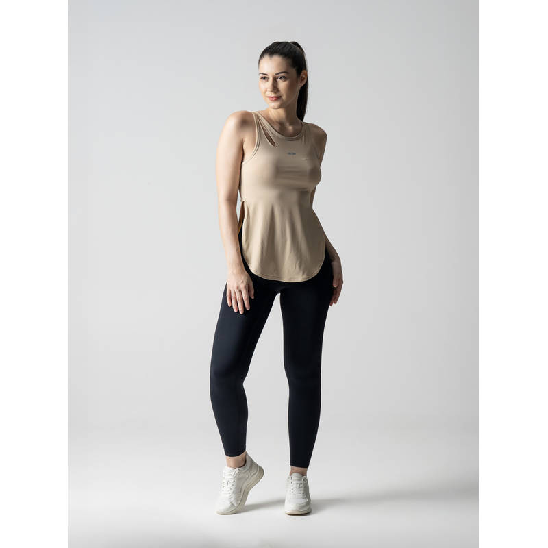 STRCH Beige Solid Regular Fit Sleeveless Round Neck Tank Top (L)