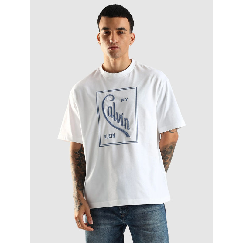 Calvin Klein Men White Embroidered Logo Relaxed Fit Cotton T-Shirt (S)