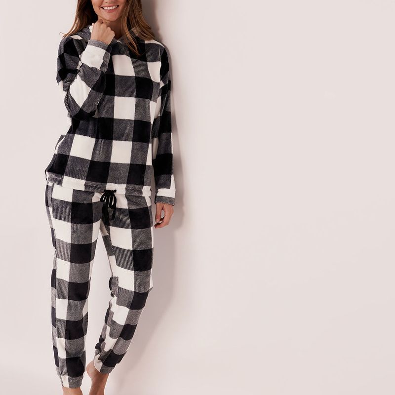 Buy La Vie En Rose Plush PJ Set Online