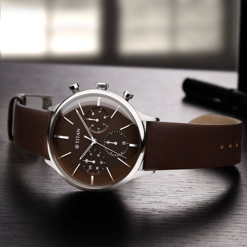 Titan on trend light leathers online