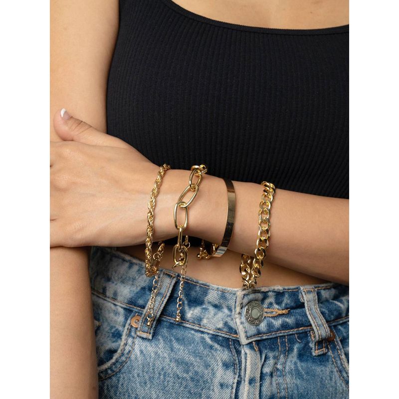 Chain and outlet link bracelet