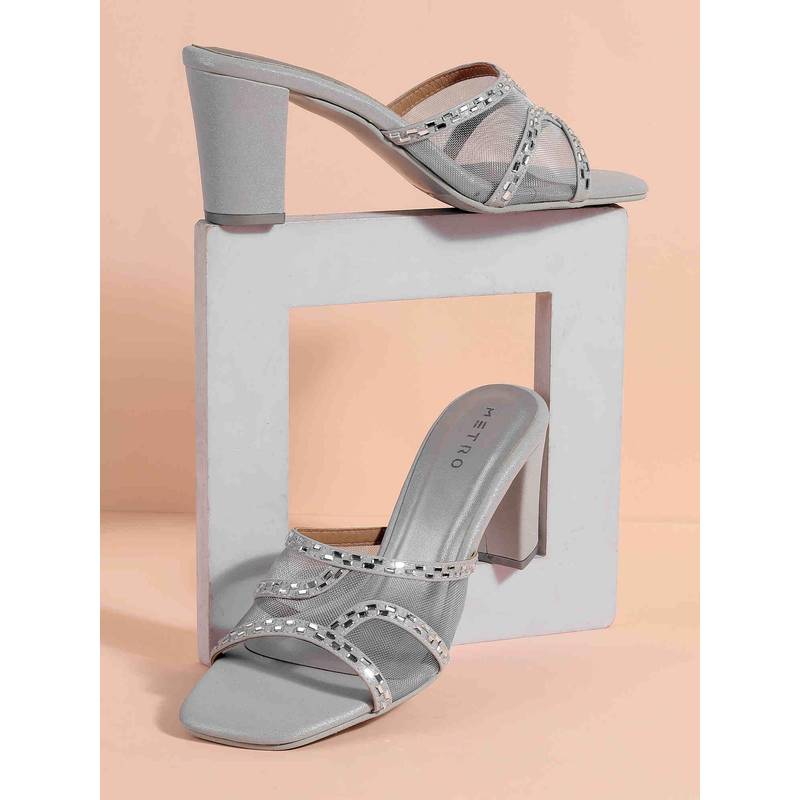 Metro Women Silver Heeled Sandals (EURO 36)
