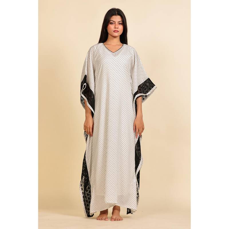 The Kaftan Company White And Black Geometric Print Georgette Kaftan With Black Lace Trim (M)