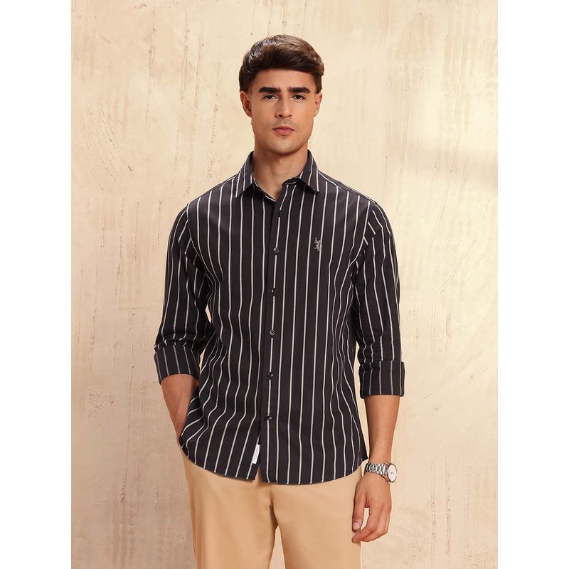 U.S. POLO ASSN. Men's Comfortable Fit Vertical Striped Shirt-Brown (48)