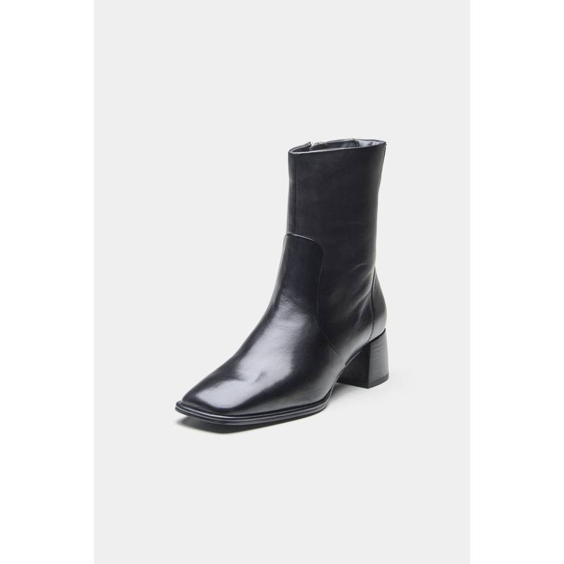 Oroh Black Abigail Casual Boots (EURO 36)