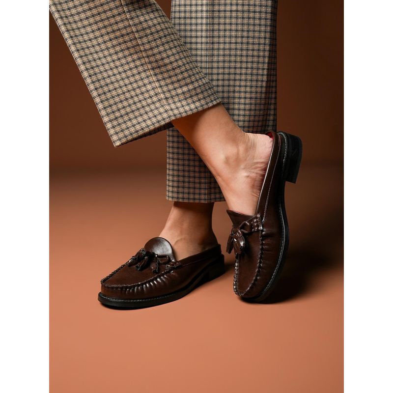 Theater Women Sherlocks Brown Round Toe Tassel Loafers (EURO 39)