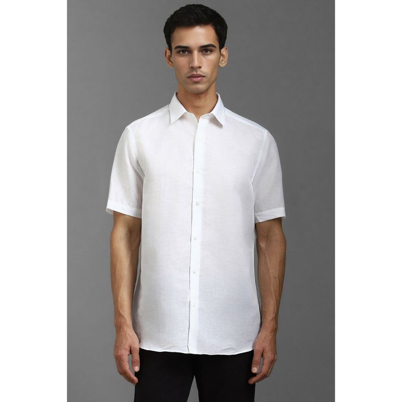 Louis Philippe Men White Classic Fit Textured Half Sleeves Formal Shirt (39)