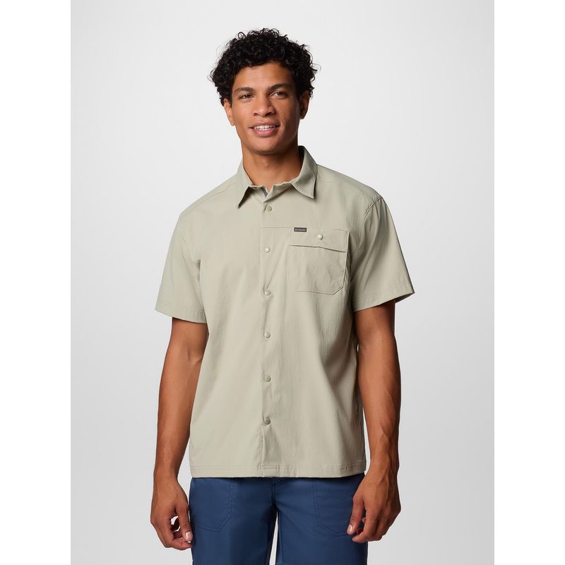 Columbia Men Green Landroamer Ripstop II Half Sleeves Shirt (L)
