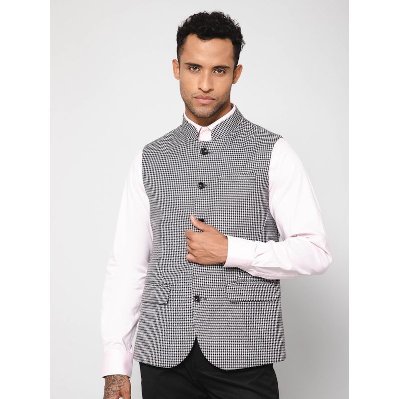 Cantabil Men Black Waist Coat (42)